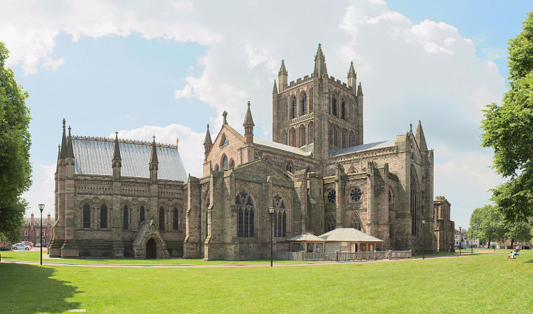 Sunlit Hereford Cathedral, by celuici